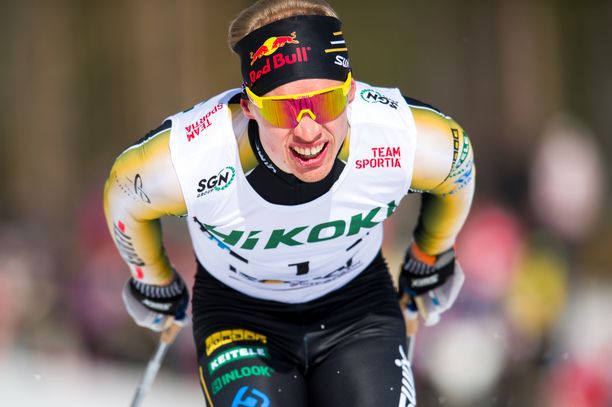 Iivo Niskanen nappasi voiton 16,5 kilometrin vapaalla Rovaniemellä.