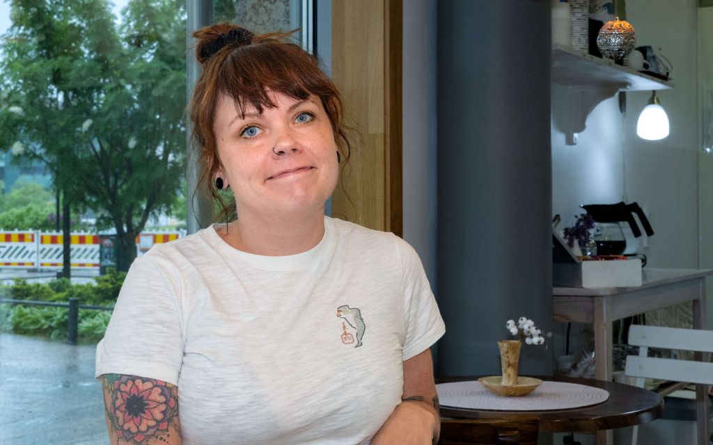 Podcast-juontaja kihlautui – Ensi­tapaamisesta alle vuosi