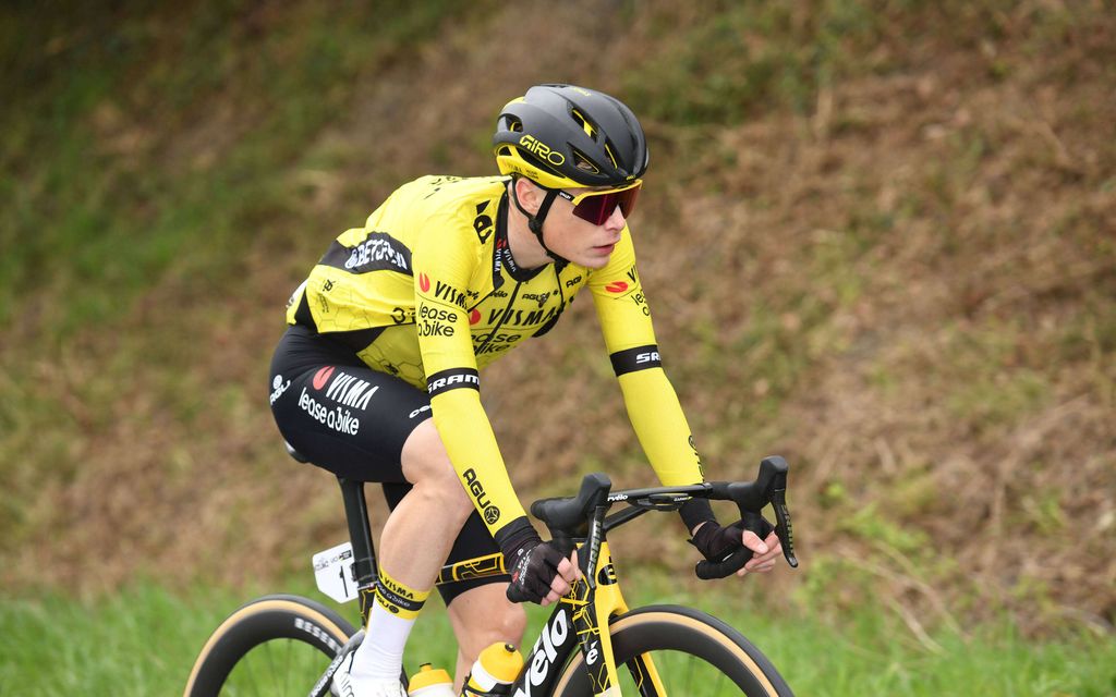Järkyttävä kolari: Tour de France -voittaja makasi liikkumatta – Nostettiin helikopteriin