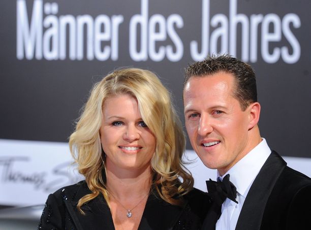 Corinna Schumacher haluaa pysyä vaitonaisena Michael Schumacherin terveydentilasta myös jatkossa.