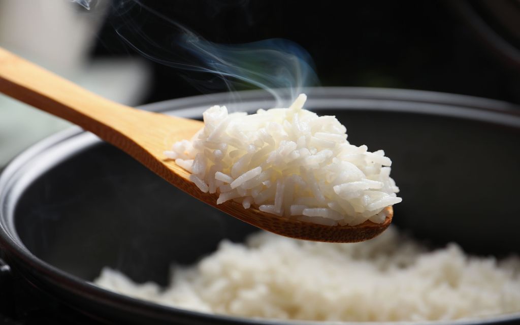 Tee riisin keitosta helpompaa: ”Paketin kyljessä on älytön ohje”