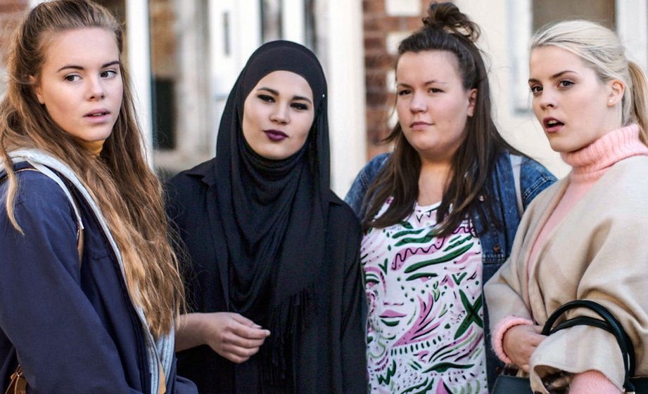 Skam Vastasi Fanien Toiveisiin Nelj nnen Kauden P henkil n N hd n skam-vastasi-fanien-toiveisiin-nelj-nnen-kauden-p-henkil-n-n-hd-n