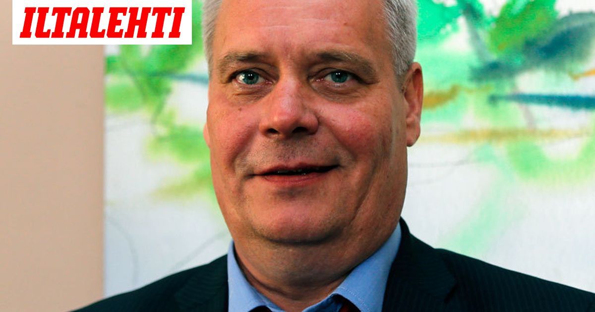 Rinne avautuu Hjallikselle: 