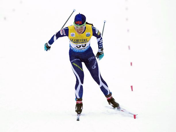Krista Pärmäkoski eteni Davosin sprintin aika-ajosta vaivatta jatkoon.