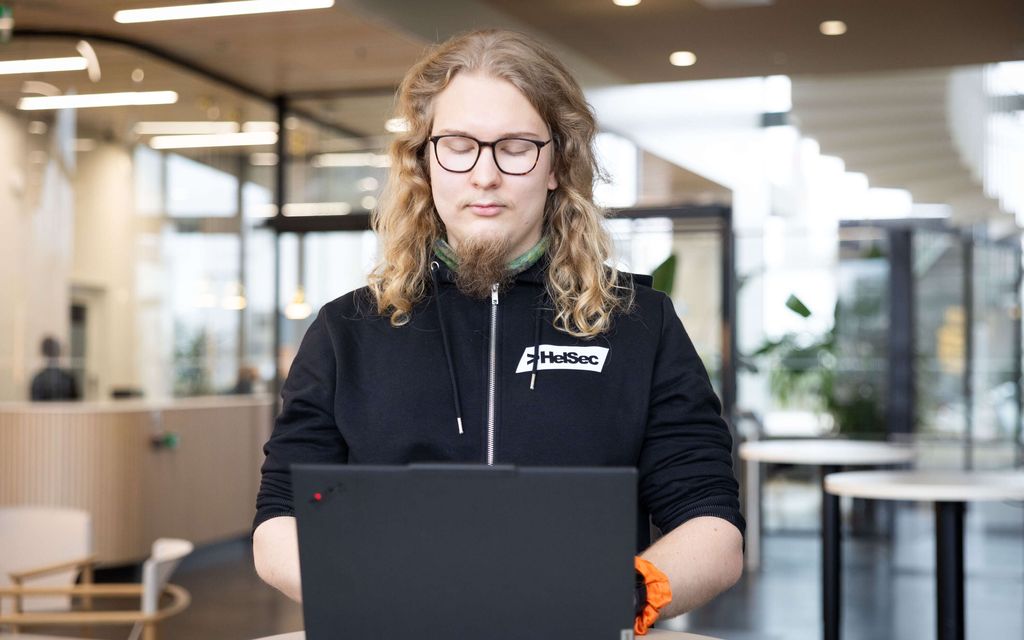 Jokaisen suomalaisen tuli herätä nyt näihin uhkiin – Suomalainen hakkeri näkee isoja riskejä kaikkialla