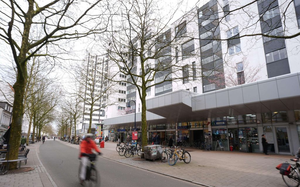 Susi puri naista naamaan Saksassa