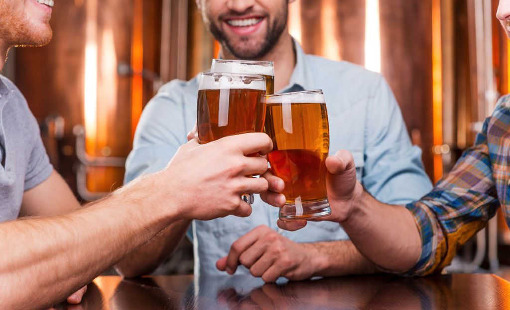Tutkijat löysivät humalaisille neljä eri persoonallisuustyyppiä: näin känni muuttaa ihmistä 