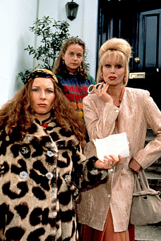 Jennifer Saunders, Julia Sawalha ja Joanna Lumley Todella upeeta-sarjan kuvauksissa. 