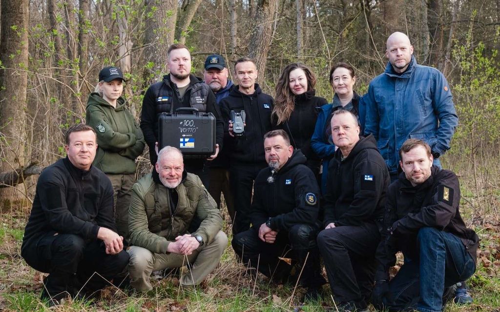 Suomalaiset kansan­edustajat pakenivat Venäjän drooni-iskua Ukrainassa