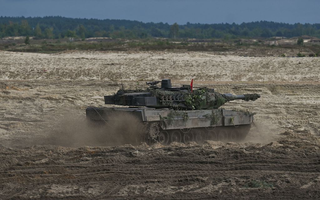 Länsimaiden poliittinen vääntö Leopard-tankeista jatkuu – asiantuntija jyrähtää: ”Johtajuuden puutetta ja pelkuruutta”