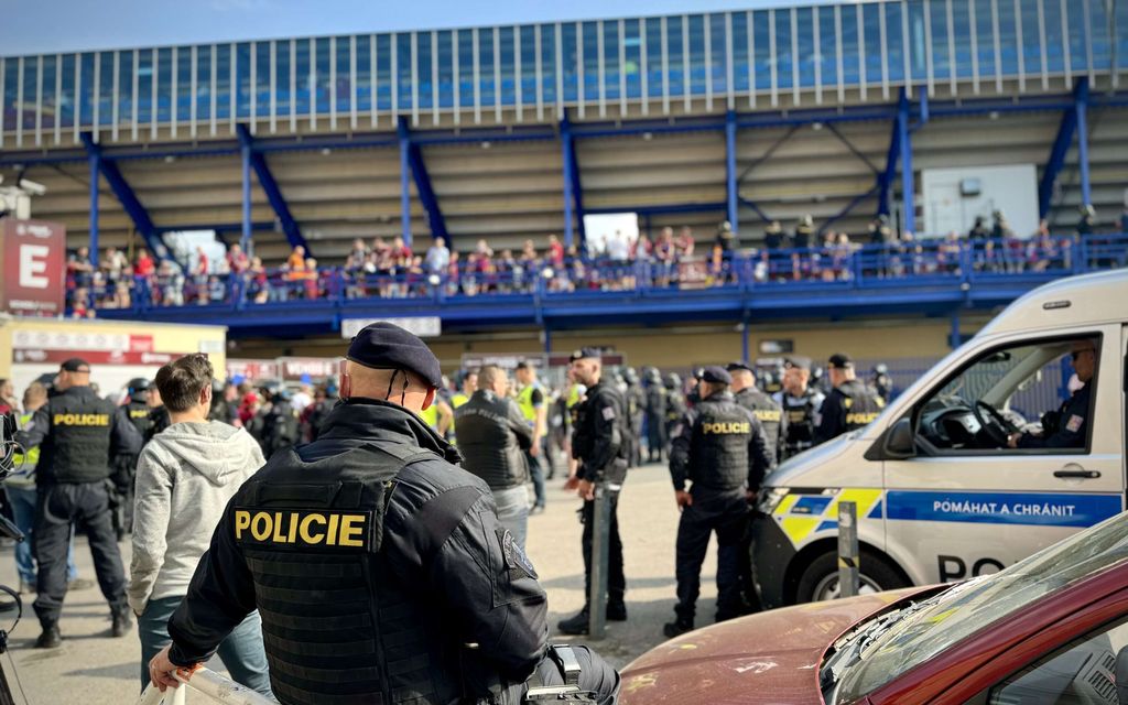 Pysäyttävä näky jääkiekon MM-kisojen keskellä – Satojen poliisien operaatio