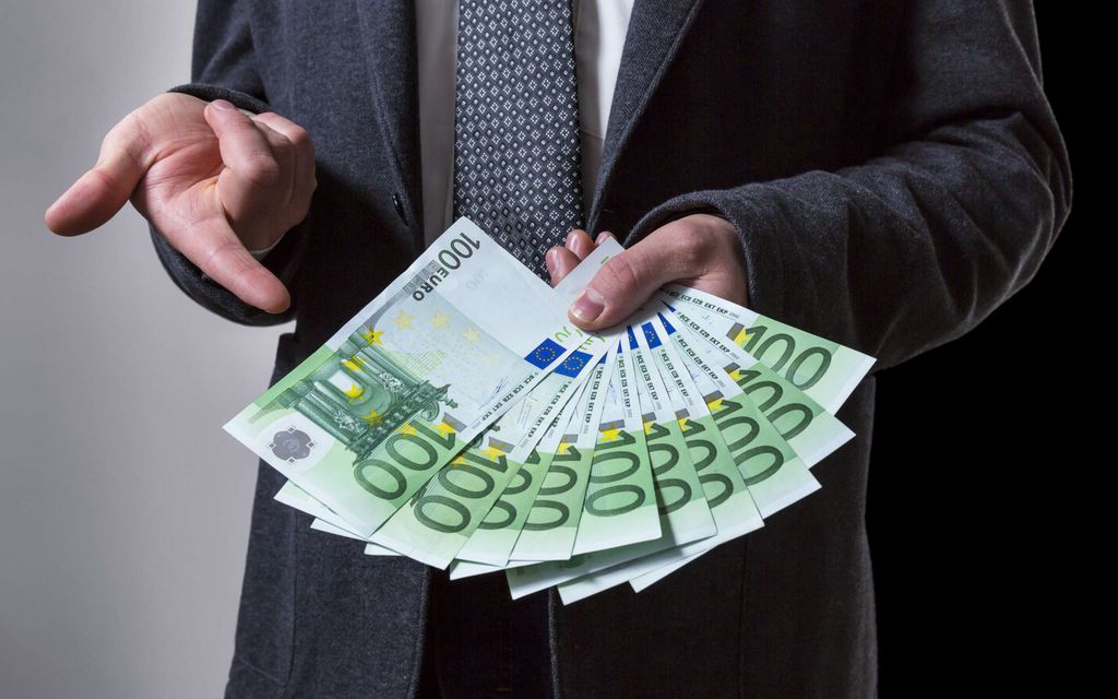 Pääkirjoitus: Nyt nousi esiin kikka, jolla voisi säästää 3 000–6 000 euroa – Hyssyttely alkoi heti