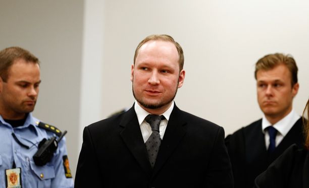 Breivik oikeudessa elokuussa 2012, jolloin hänet tuomittiin.