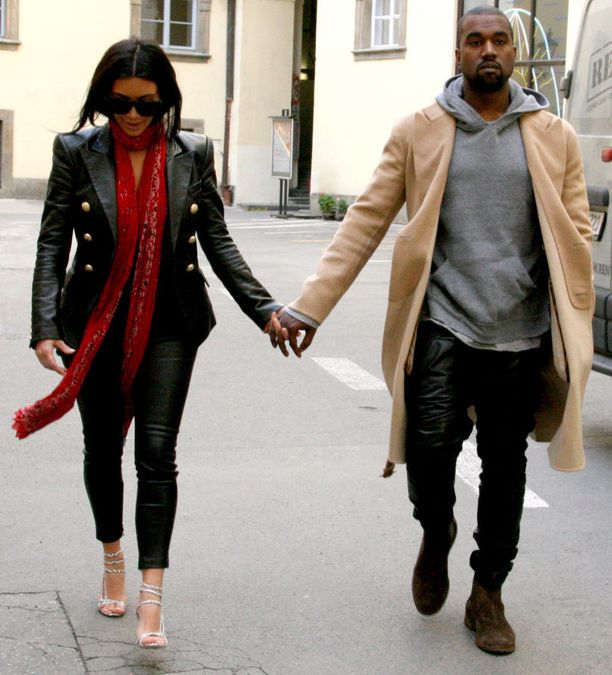 Kim ja Kanye häämatkalla Prahassa: Shoppailua luksuskaupoissa
