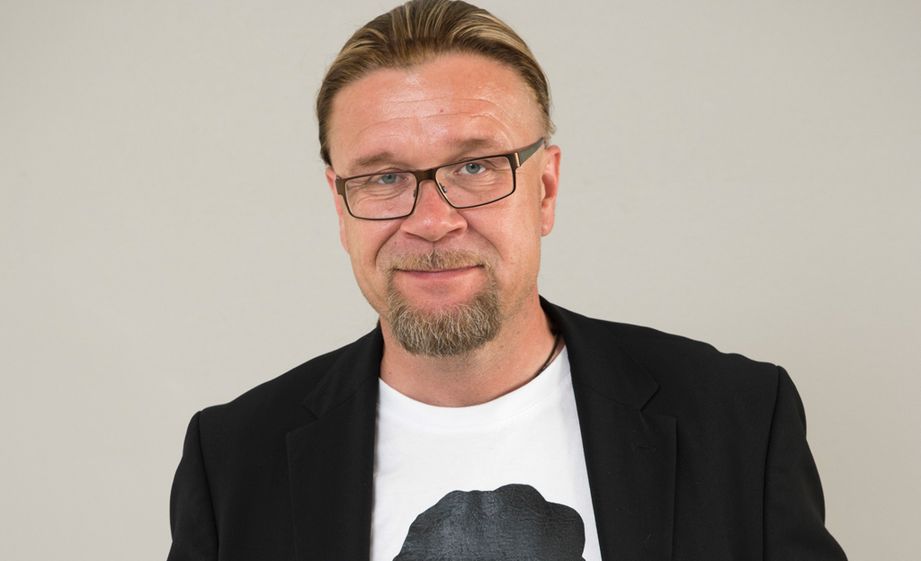 Laulaja Bablo Toipuu Syd nkohtauksesta Oon Ihan Totaalisesti 