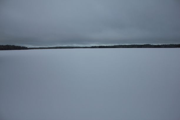 Järistyksen keskus sijaitsi Alajärven alueella. Kuvassa kunnan alueella sijaitseva Vähä Räyrinki -järvi.