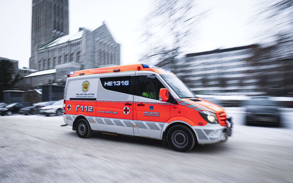 Ulosajo Turunväylällä – Neljä sairaalaan