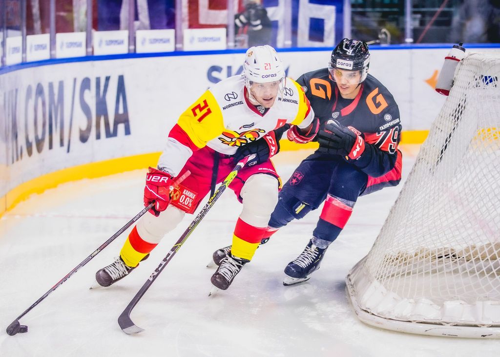 KHL:n mahtiseura SKA nöyrtyi kotijäällään – Jokereilta harvinainen temppu Pietarissa