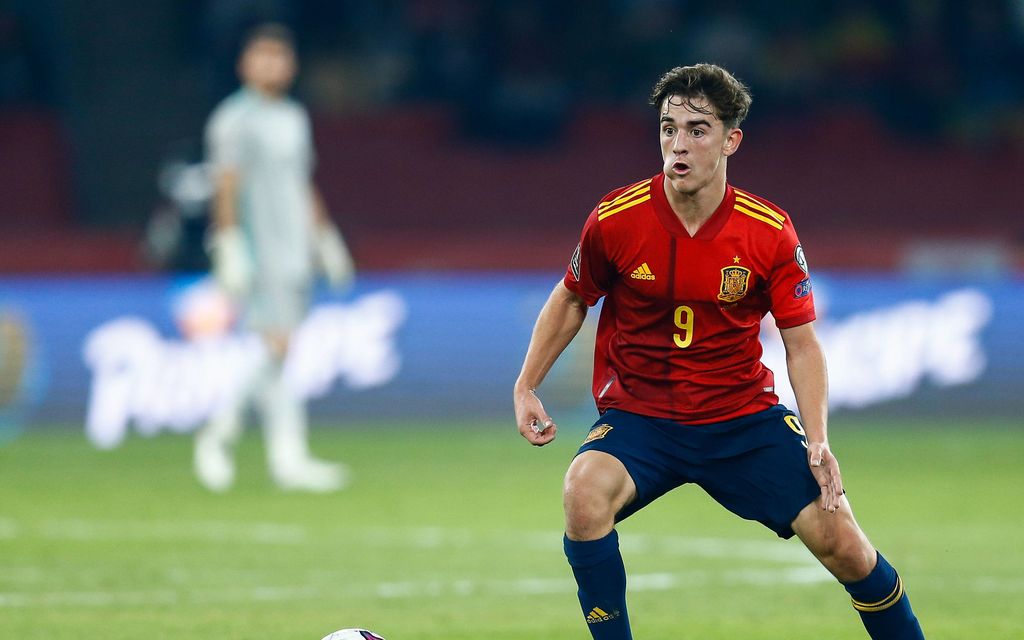 Espanjalla todella nuori MM-ryhmä – lajilegenda tippui joukkueesta