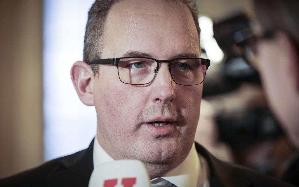 Jani Mäkelä neidittelee PS:stä loikannutta kansan­edustajaa