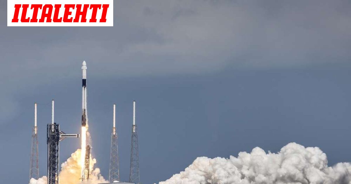 avaruusalus-telakoitui-hakemaan-jumissa-olevia-astronautteja