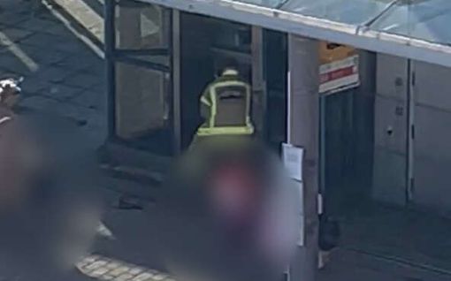Pikkulapsi jäi 45 minuutiksi kiipeliin metroasemalla Helsingissä