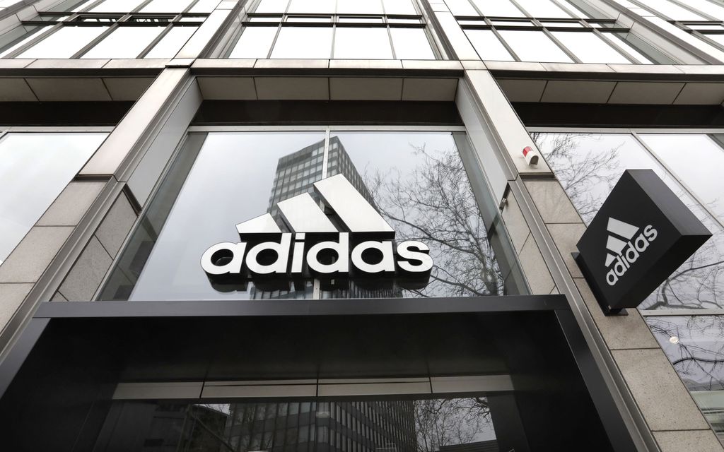 Adidas valitti Black Lives Matter -logosta – Pyörsi päätöksen jouduttuaan julkisuuteen