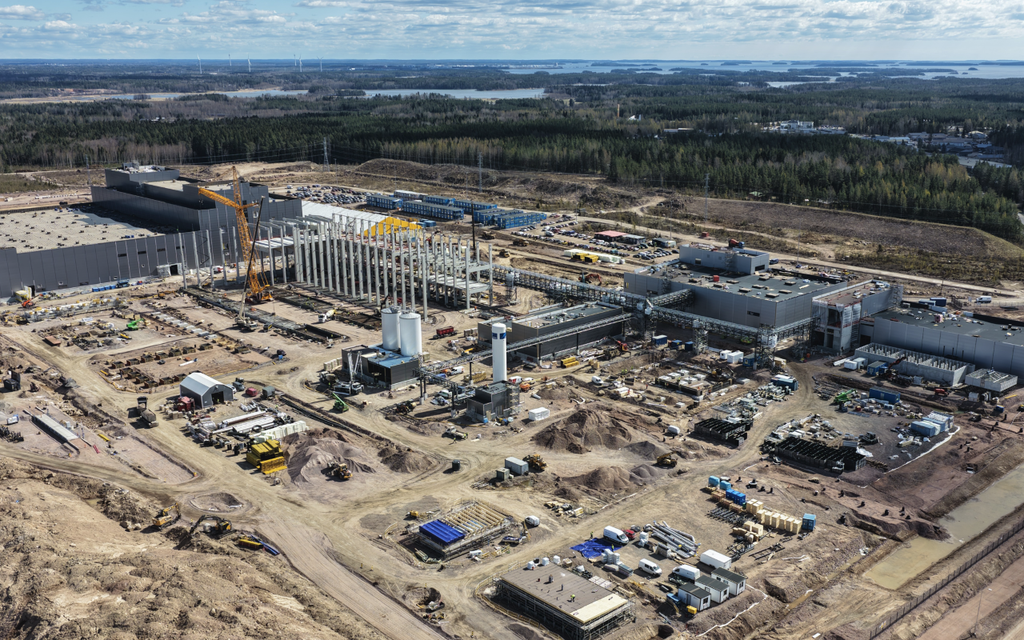 Selvitys vahvistaa vakavat puutteet Kotkan akkutehtaan työmaalla