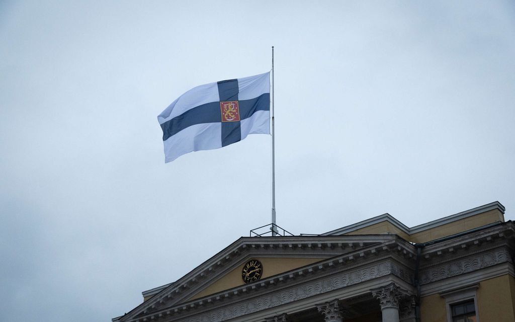 Sisäministeriö toivoo, että koko Suomi suruliputtaa Vantaan kouluampumisen uhreille
