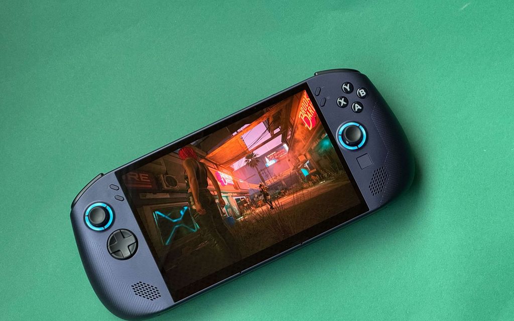 Tämä käsikonsoli tekee historiaa: Testissä Lenovo Legion Go S