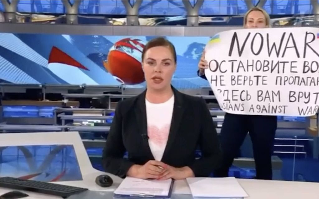 Venäläinen toimittaja uhmasi Kremliä – Nyt viedään lapset