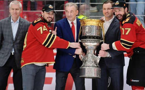 Vladislav Tretjakilta raju ehdotus KHL:ään – mullistaisi jääkiekon pelaaja­markkinat