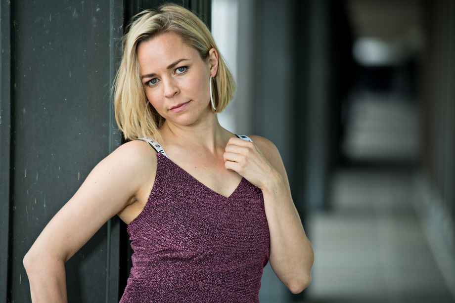 Paula Vesala Palasi Suomeen Poikansa Toiveesta paula-vesala-palasi-suomeen-poikansa-toiveesta