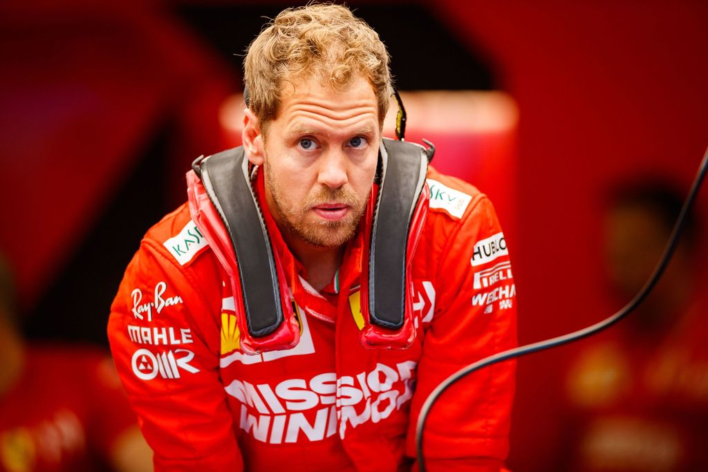 Viekö Lewis Hamilton Sebastian Vettelin paikan Ferrarilta? Tähtikuljettajien sopimuskoukeroista uusia paljastuksia