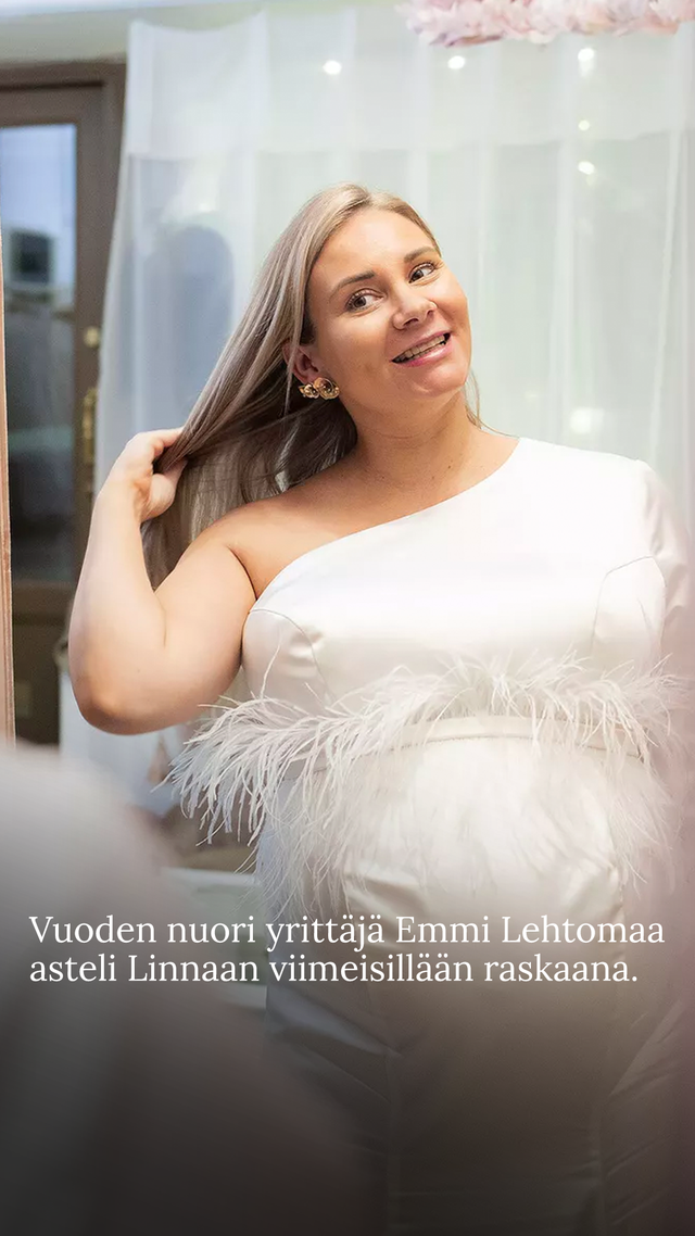 Video: Viimeisillään raskaana oleva Emmi Lehtomaa saapui Linnan juhliin ...