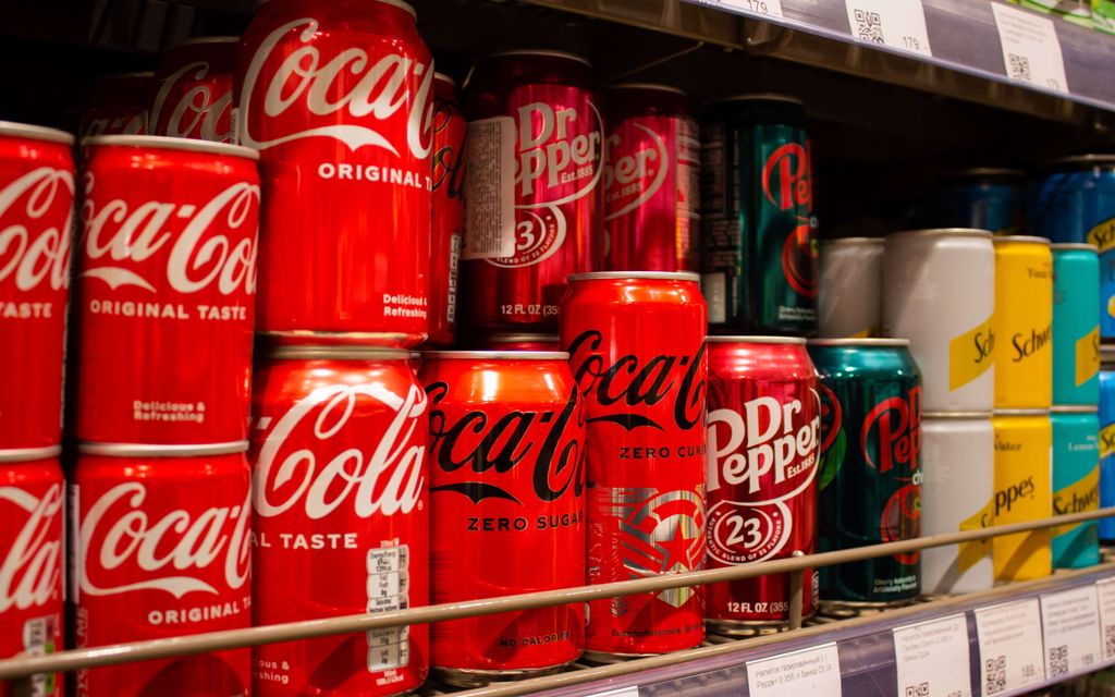 Kannattaako juomat ostaa rajan takaa? Vertasimme