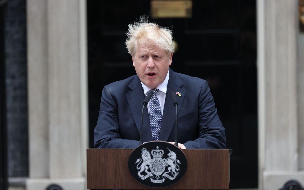 Voisiko Boris Johnson palata pää­ministeriksi jo ensi viikolla? Brittien pääministeri­kilvan ennakko­suosikki on selvä