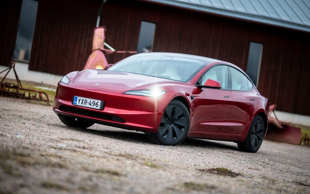 Tesla varoittaa: Hinnat nousevat pian