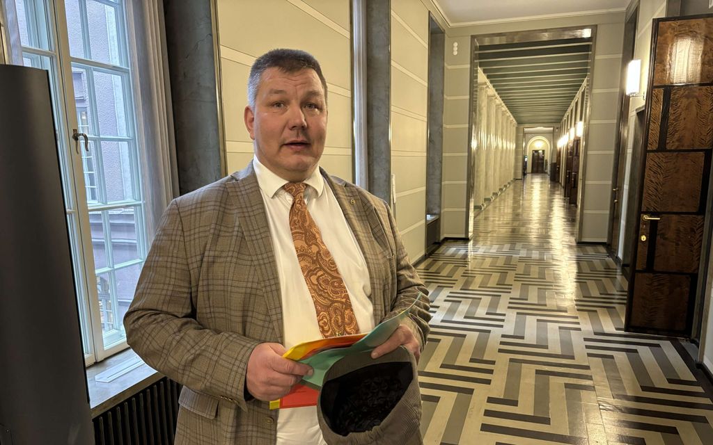 Uutta tietoa kansan­edustajan sydän­operaatiosta