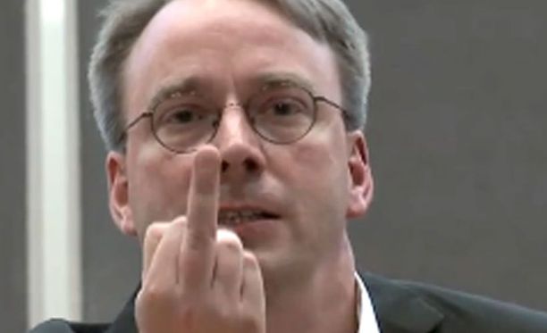 Linus Torvalds lähetti terveisensä yhdysvaltalaisyhtiölle.