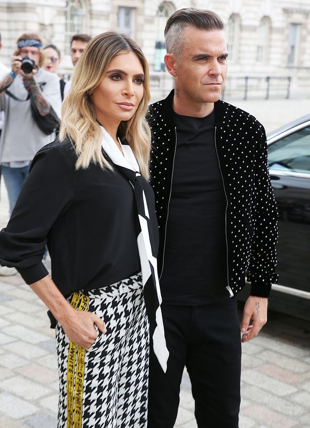 Ayda Field ja Robbie Williams iloitsevat siitä, että heidän tiiminsä, kuten he perhettään nimittävät, on nyt viisihenkinen.