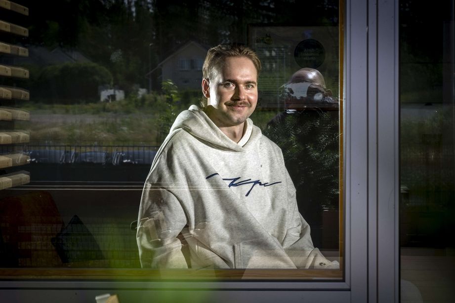 Joonas, 27, on pyörätuolissa – Tämä asia Suomessa saa hänet raivostumaan