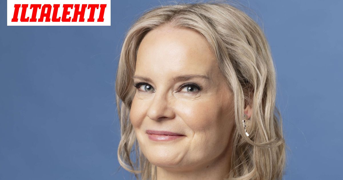 Riikka Purra pohti Linnan juhlat asuaan kaksi sekuntia Tällainen se on