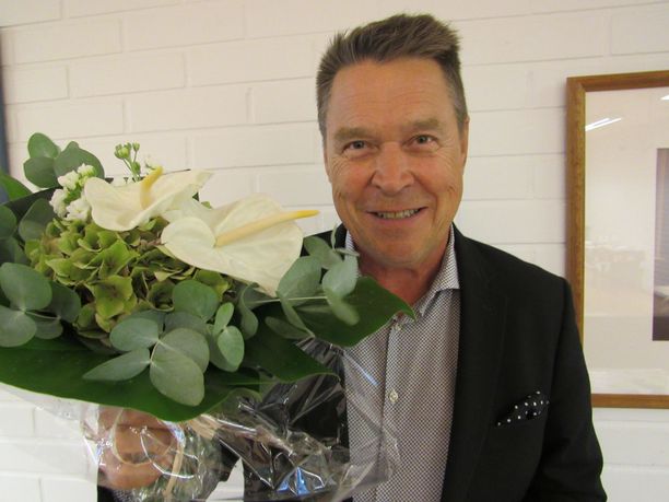 Me Naiset: Lääkäri antoi Markku Arolle väärän diagnoosin ja laulaja vajosi  heikkoon kuntoon – Syyksi paljastui ikävä sairaus