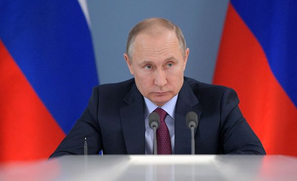 Vladimir Putin kertoi sunnuntaina Putin-nimisessä dokumentissa määränneensä matkustajakoneen ammuttavaksi alas vuonna 2014.