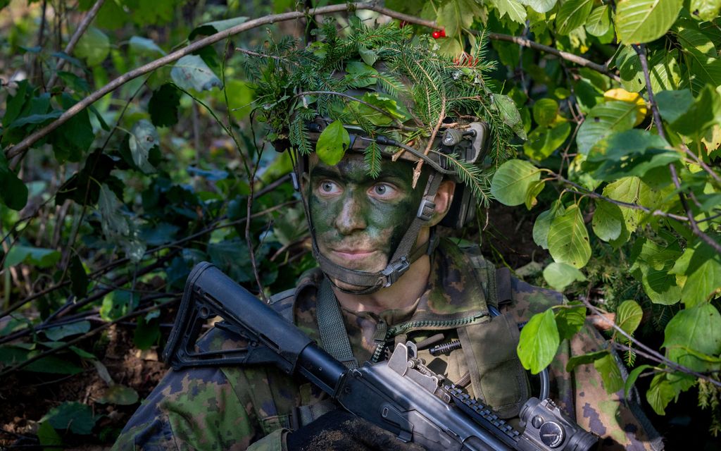 Testaa, tunnistatko Puolustus­voimien kaluston – Vain kapiaistason tietäjä täräyttää 15/15