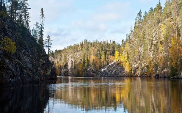 Kanjonijärvi Julma-Ölkky on Hossan tunnetuimpia paikkoja.