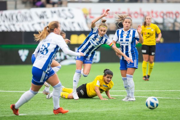 HJK kohtasi Kansallisessa liigassa KuPSin. Kuopiolaiset varmistivat ottelussa mestaruuden. 