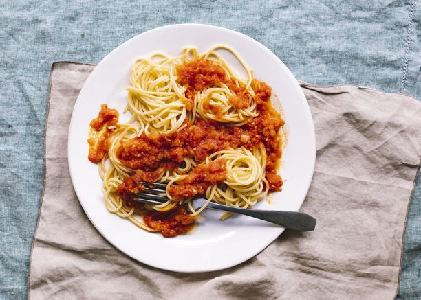 Tomaattikastike ja spagetti ovat lyömätön yhdistelmä. 