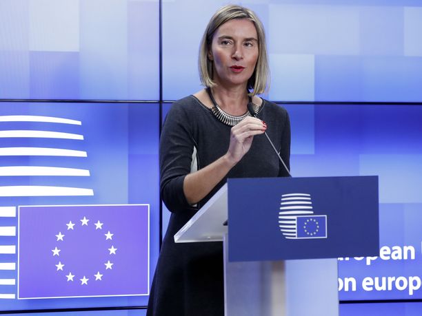 EU:n ulkosuhteista vastaava Federica Mogherini kertoo unionin jäsenmaiden olevan tyrmistyneitä Venäjän toimista.